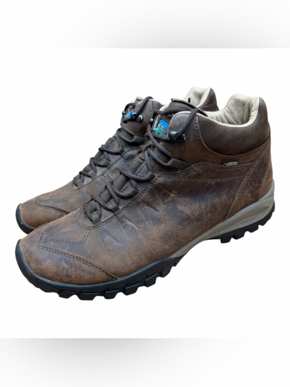 Cabela’s Men size  12 Hiker Boots Brown Leather Gore-Tex